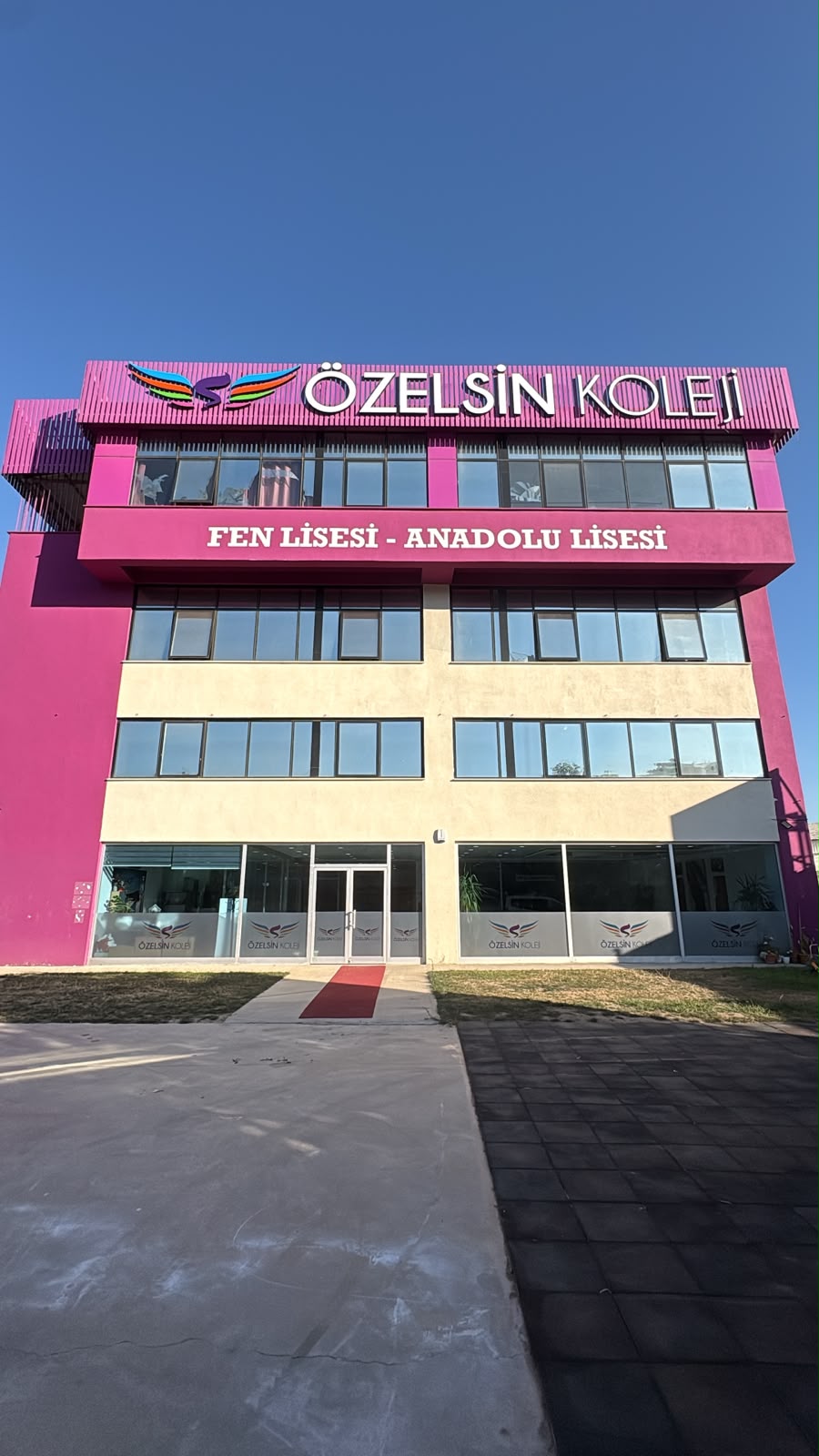 Özelsin Fen ve Anadolu Lisesi